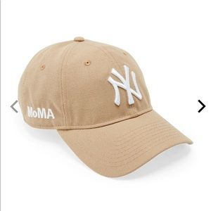 MoMA NY Yankees Adjustable Baseball Cap Camel